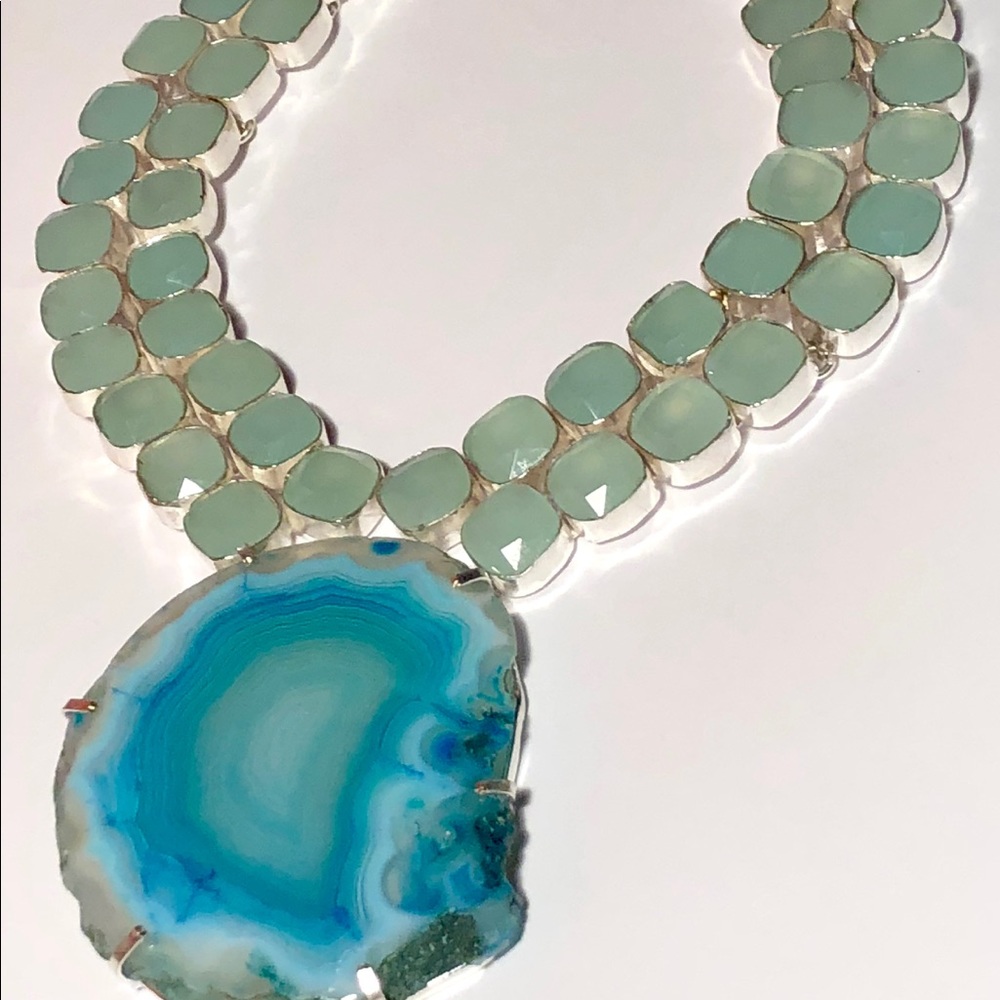 Robin's Nest Jewels Blue and Silver Necklace - Picture 4 of 8
